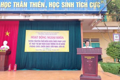 HOẠT ĐỘNG NGOẠI KHOÁ TUYÊN TRUYỀN VỀ AN TOÀN GIAO THÔNG VÀ PHÒNG CHÁY CHỮA CHÁY TẠI TRƯỜNG THCS XUÂN PHÚ